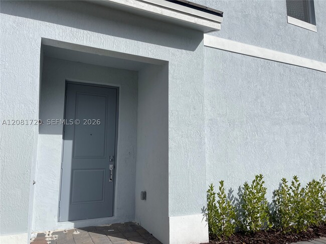 Photo - 116 NE 13th Ave