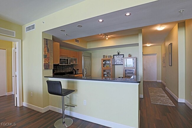 Photo - 3000 Oasis Grand Blvd Unit 505