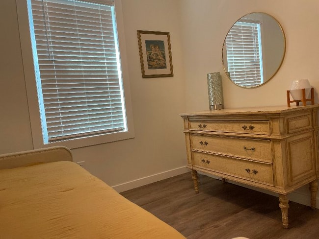 Photo - 12 Morningside Dr SW