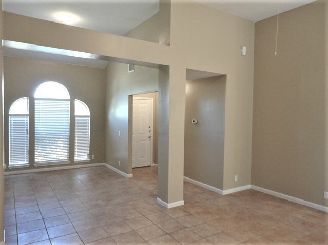 Photo - 200 Bailey Loop