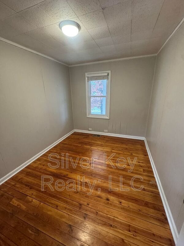 Photo - 703 Old Riceville Rd