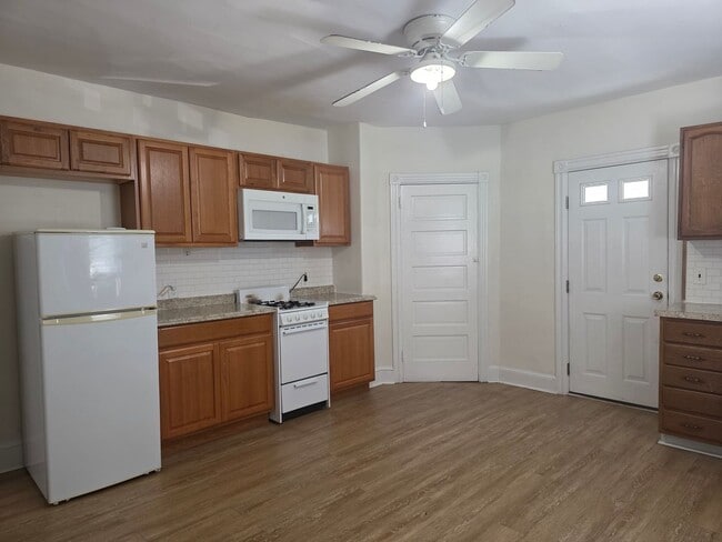 1618 W 16th St Unit 2