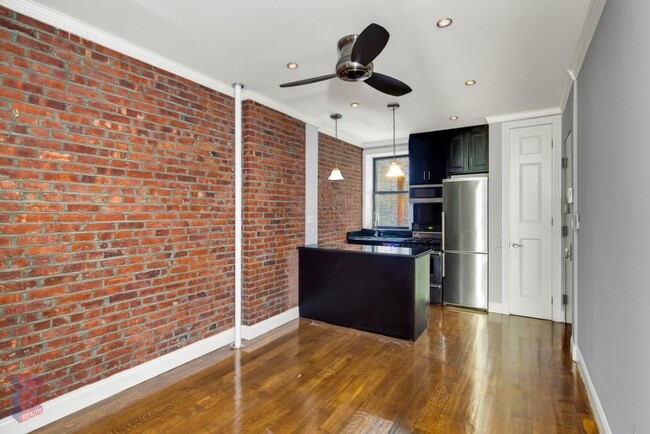 Photo - 438 W 52nd St Unit 4B