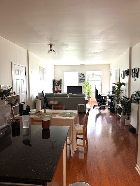 Photo - 757 W 14th Pl Unit 3A