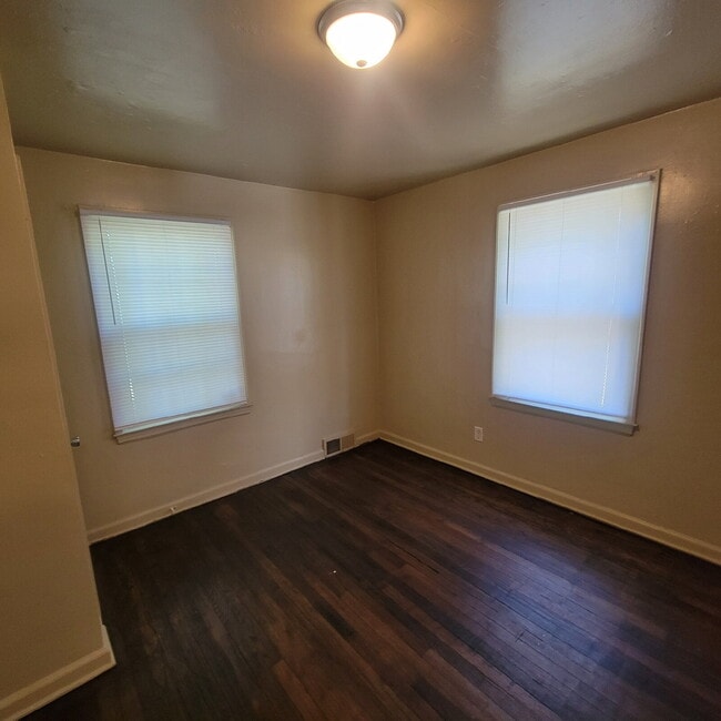Photo - Amazing Irvington 3BR/1BA House!