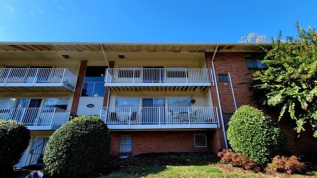 Photo - 5616 Crenshaw Rd Condo Unit 931