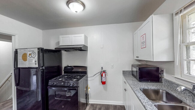Photo - 160 Kittrell Dr SW