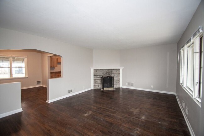 Photo - 3309 Mars Hill St