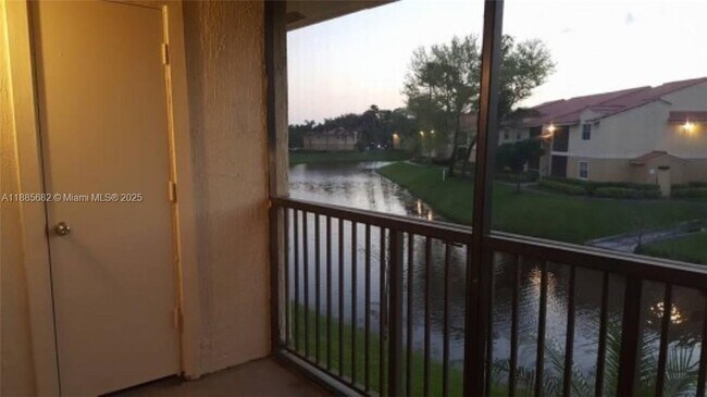 Photo - 1231 SW 46th Ave Unit 504