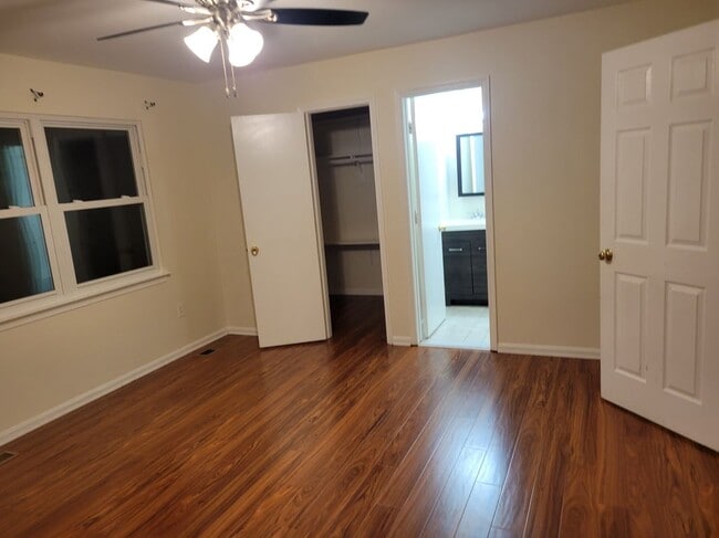 Photo - 15808 Haynes Rd