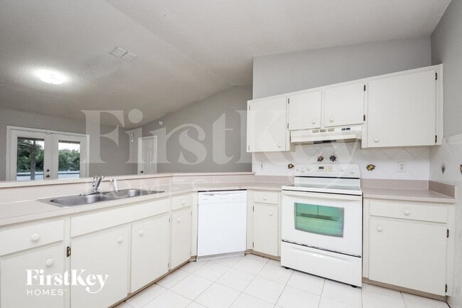 Photo - 1435 Sarasota Dr