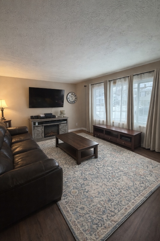 Photo - 821 Davis Ave