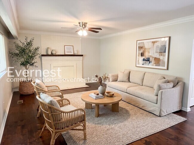 Photo - 5526 Crestview Dr