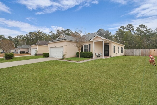 Photo - Charming 3BR Home in Richmond Hill with Pond View & Great Location!