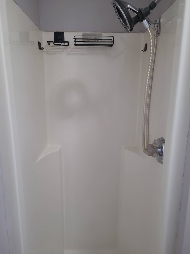 Photo - 81-81 Rue Principale Unit 5