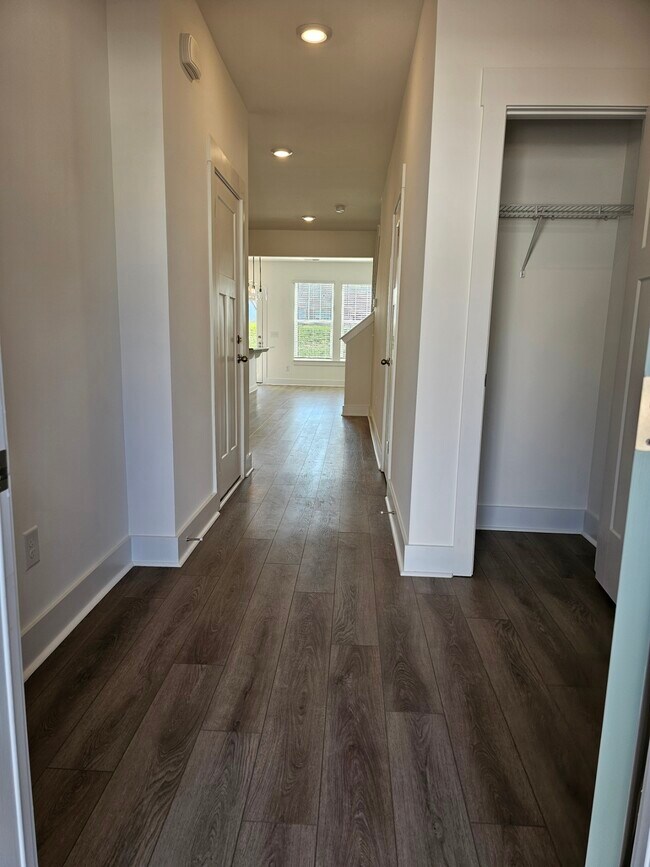 Photo - 1321 Maplesmith Wy