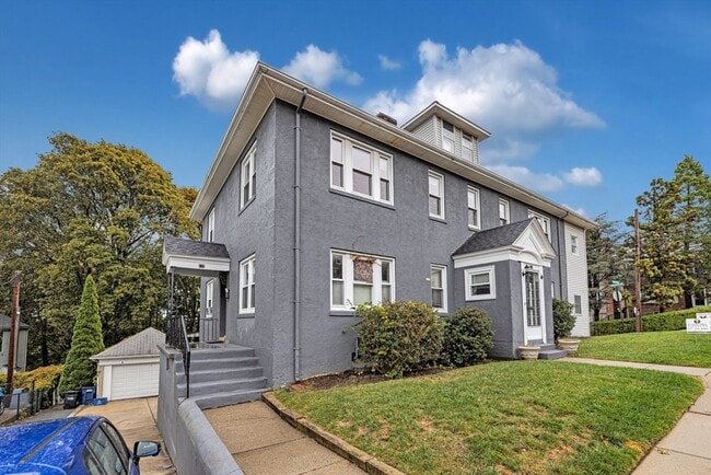 Photo - 110 Metropolitan Ave Unit 2