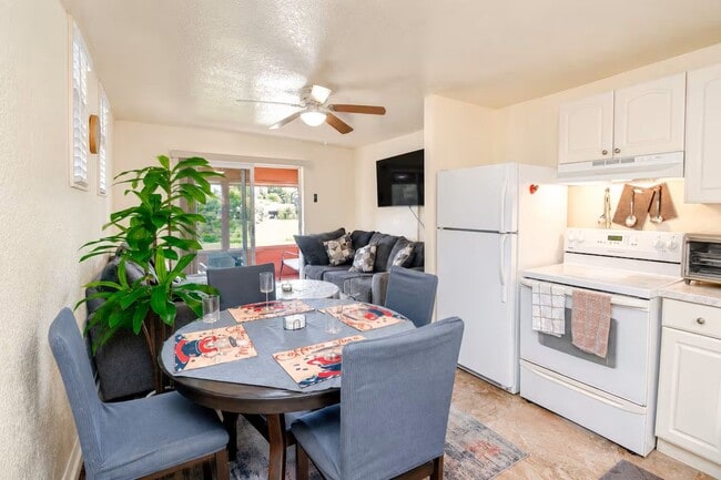 Photo - 360 1st Ave N