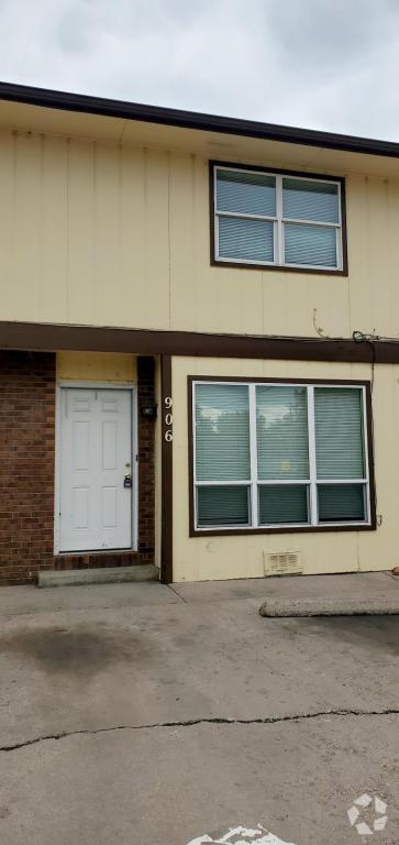 Building Photo - 906 Hersinger Pl Rental