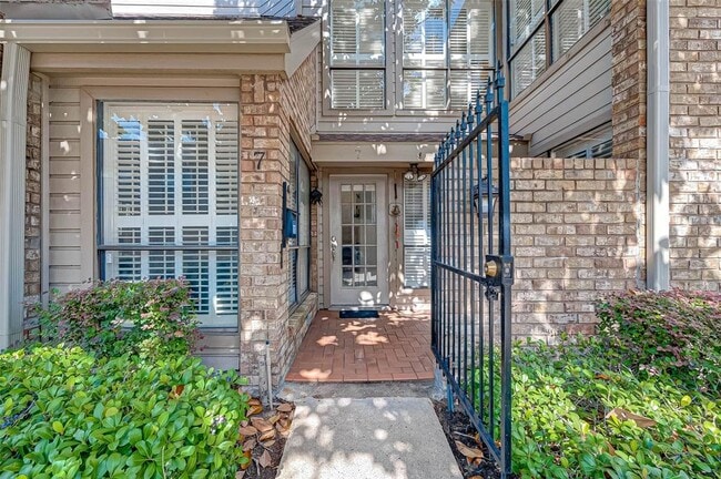 Photo - 1908 Augusta Dr Condo Unit 7