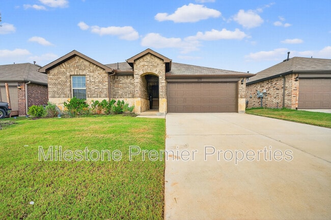 Building Photo - 2418 Burleson Rd Rental