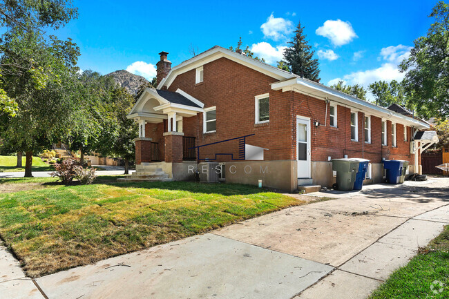 Building Photo - 2705 Polk Ave Rental