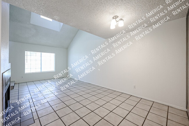 Photo - 10100 N 89th Ave