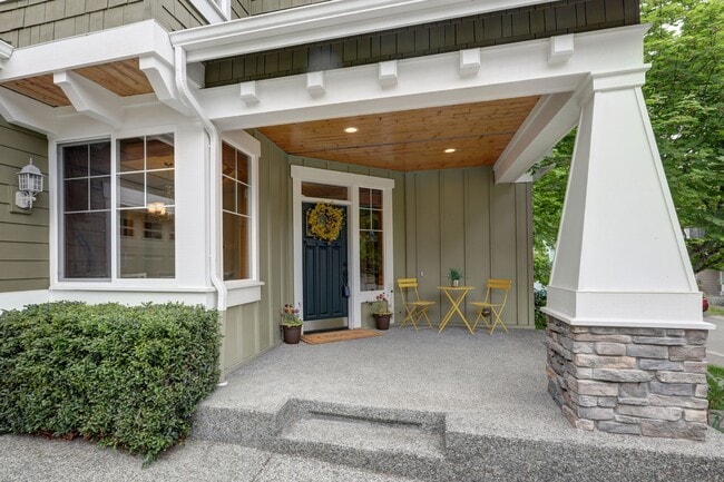 Photo - Modern Comfort Meets Convenience in Inglemoor Court 4 Bedroom Home