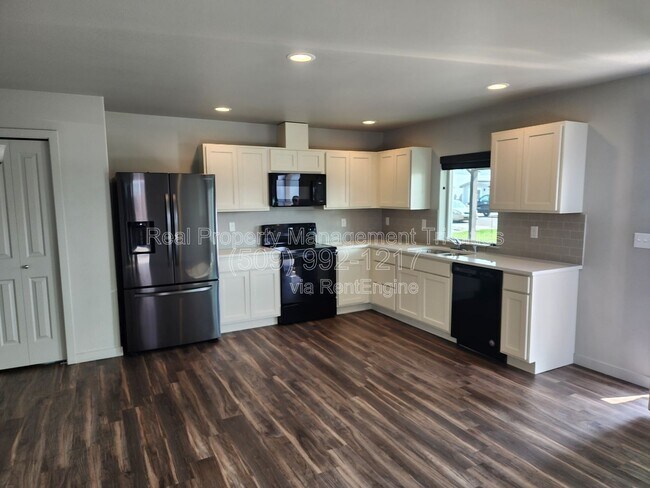 406 Dawson Ln