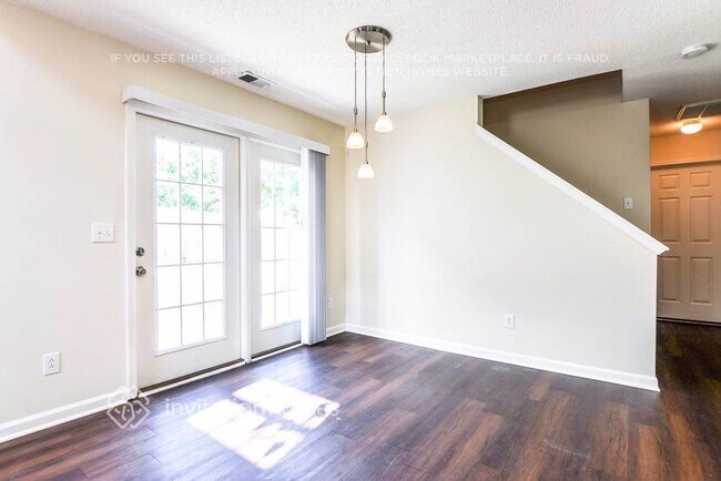 Photo - 3047 Bracey Pl