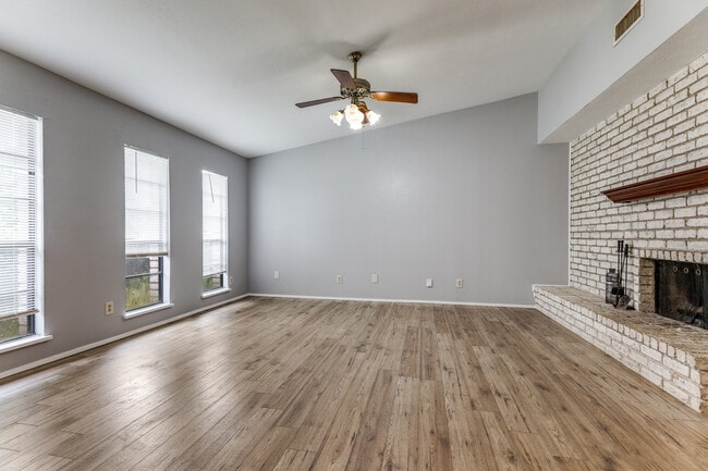 Photo - 7504 Portman Ave