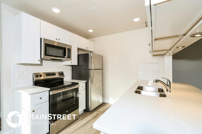 Photo - 2118 Trillo Rd SE