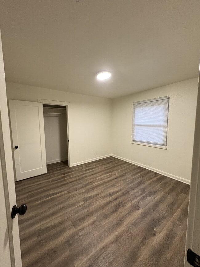 Photo - 8307 Washington St