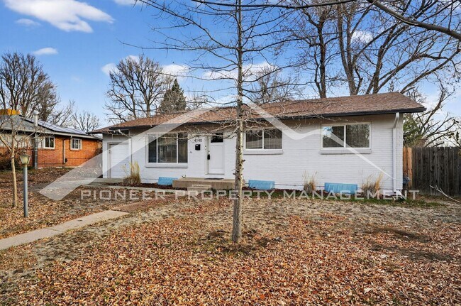 Building Photo - Charming Home with Central AC and Fenced Yard