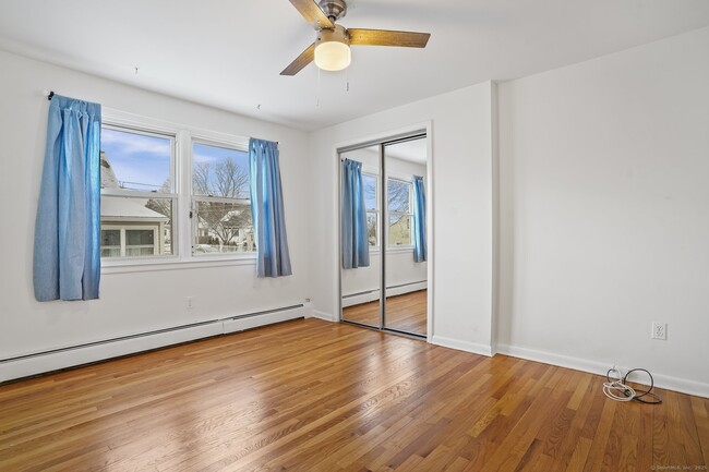 Photo - 241 Soundview Ave Apartment
