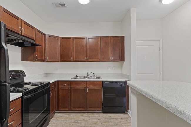 Cocina - Ashley Square at SouthPark