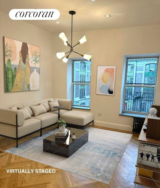 Building Photo - 324 W 47th St