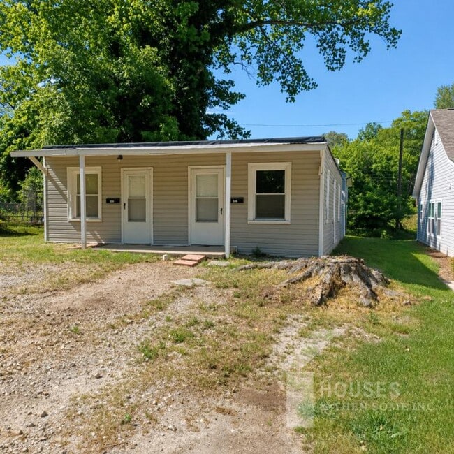 Building Photo - 120 Owens St