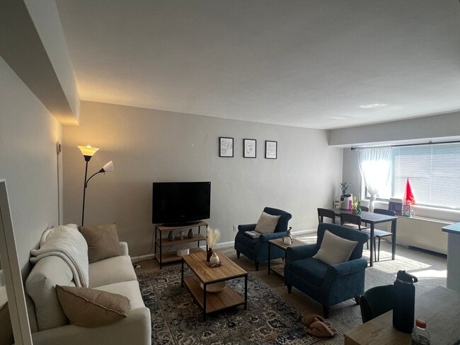 Photo - 3701 Connecticut Ave NW Unit 307