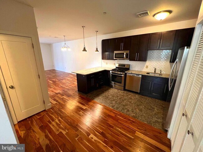 Photo - 7733 Winston Rd