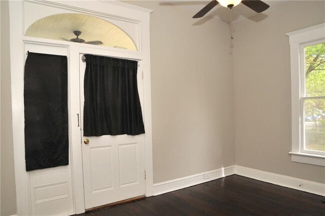Photo - 364 Josephine St NE