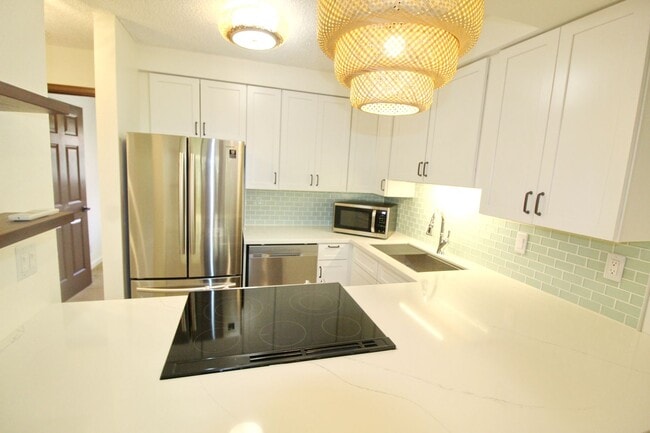 Photo - Highly Desirable Maui Gardens Unit Availab...