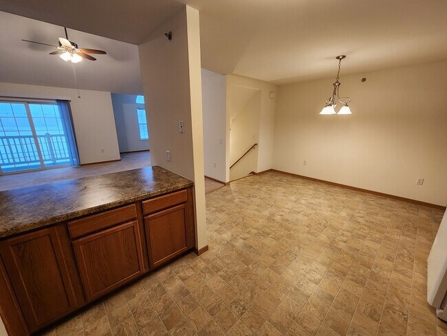 Photo - 1521 Commonwealth Dr Unidad 3