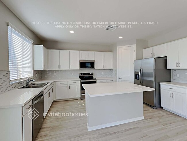 Photo - 35893 W San Clemente Ave