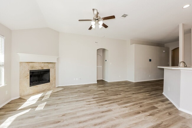 Photo - 2504 Wakecrest Dr