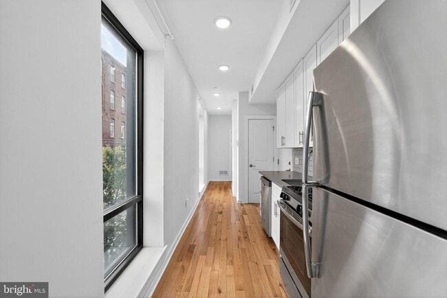 Photo - 1659 N Randolph St Unit 1