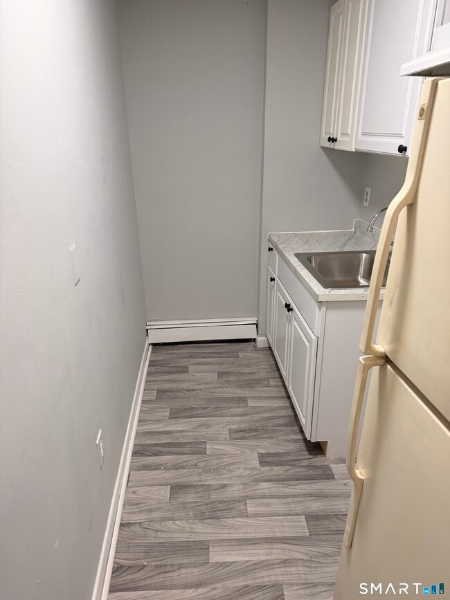 Photo - 197 S Leonard St Unit 1