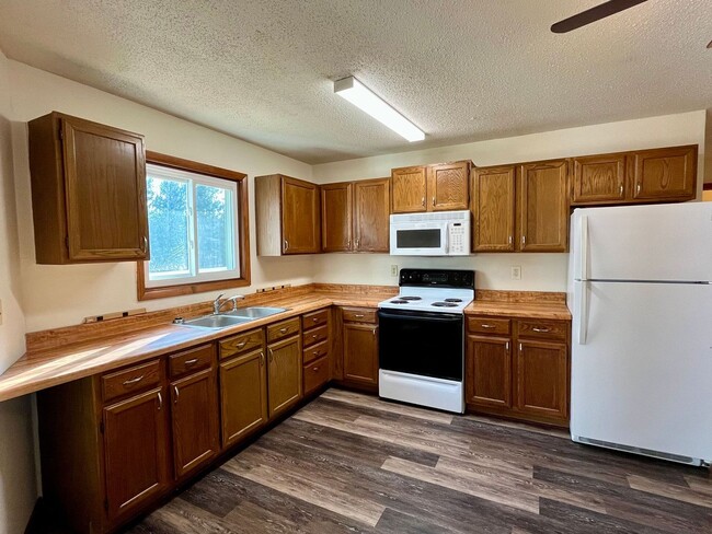 Photo - 149515-149515 Wineberry Ln Unit #149515