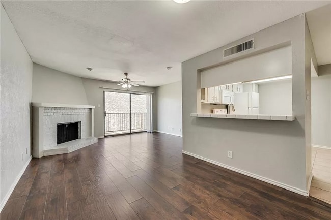 Photo - 228 Shady Ln Dr Rental