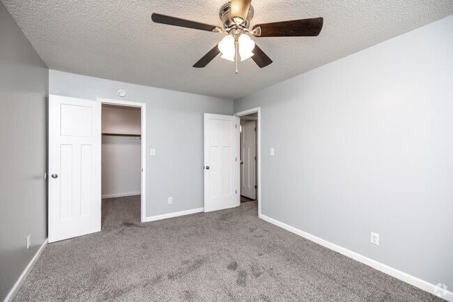 2BR, 1BA - 816 SF - First Bedroom